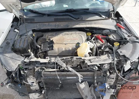 2018 Jeep Compass Latitude Fwd from USA, damaged, VIN 3C4NJCBBXJT165609